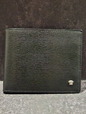 VERSACE  Bifold Unisex Wallet/ black EUC With COA